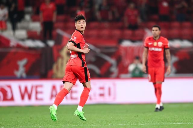 开云体育登录入口-武磊复出也救不回海港首败 穆斯卡特无奈球队防守