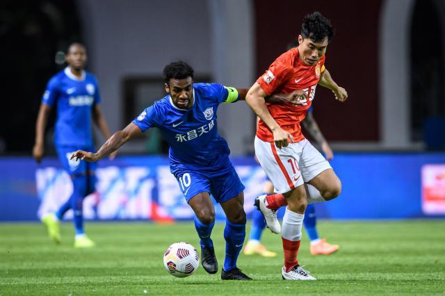 开云体育登录入口-【中超】高准翼杨立瑜世界波 沧州雄狮0比2广州队